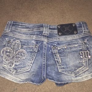 Size 25 Miss Me shorts